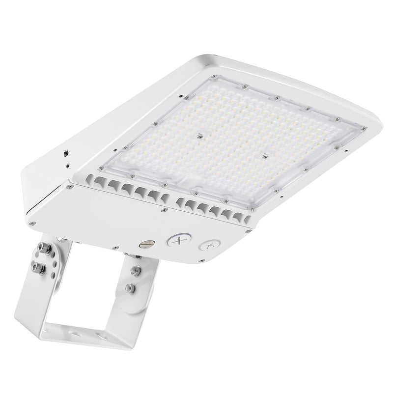 Waterproof LED shoebox light for commercial outdoor lighting
